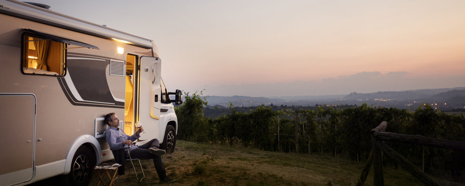 Hem - Hansen Caravan AB